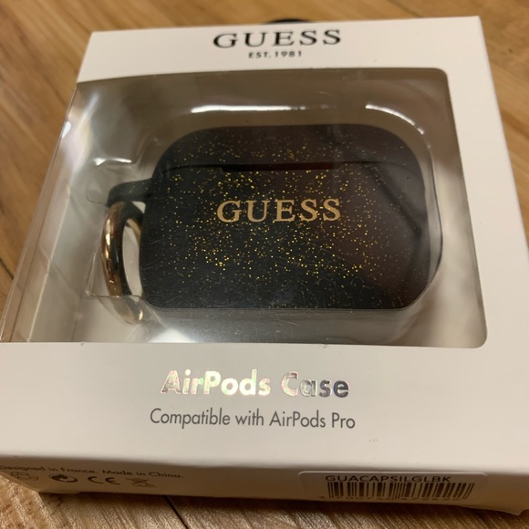 Guess Apple AirPods case for 1/2 & Pro Generation - Picture 5 of 8